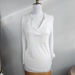 Old Navy Classic White Blouse XS